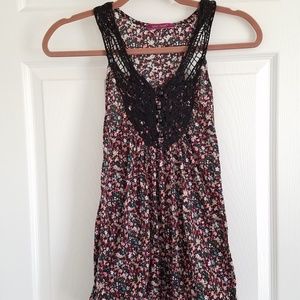 Julie's Closet Tank Top Black Floral {Medium}